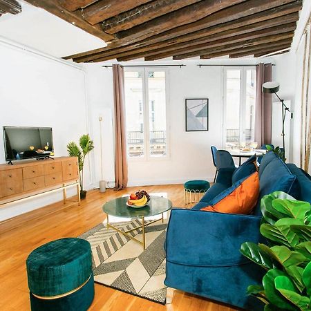 Louvre - Rivoli City Apartment Paris Bagian luar foto