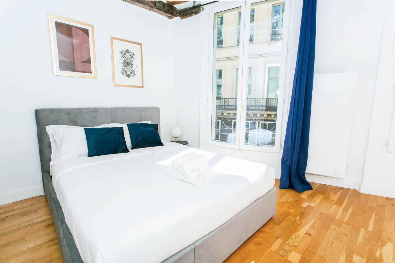Louvre - Rivoli City Apartment Paris Bagian luar foto